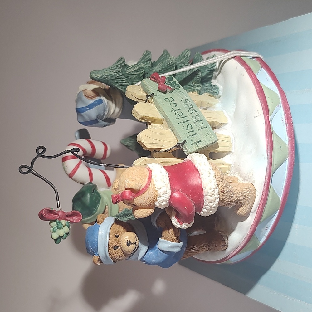 Candle Capper Mistletoe Kisses Stay On Candle Topper Bears, Snow, Evergr…